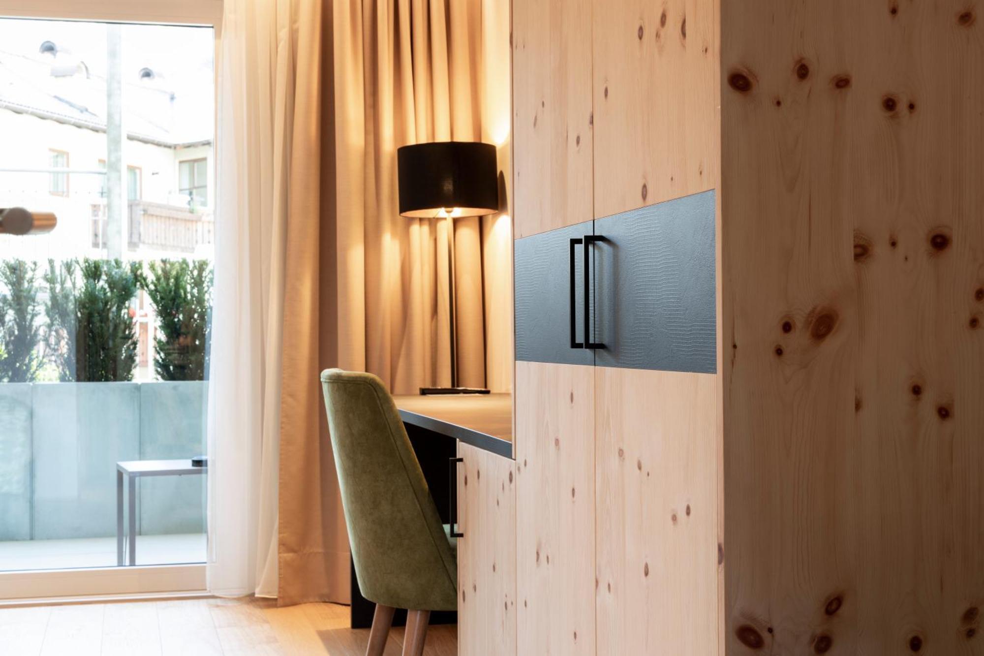 Cityhotel Goldener Adler B&B Кьюза Экстерьер фото